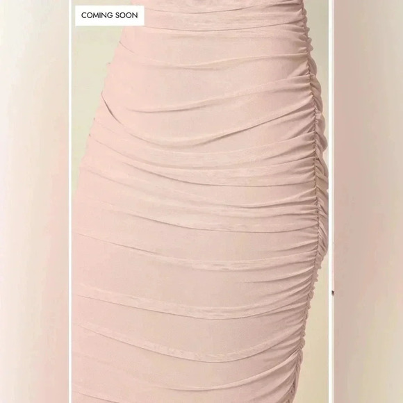 Pale Pink Off the Shoulder Bodycon Dress - Picture 5 of 16
